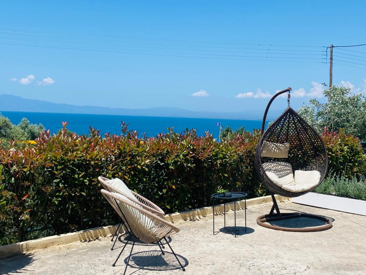 Almyros Aktis Seaview Apartment Kalamata Esterno foto